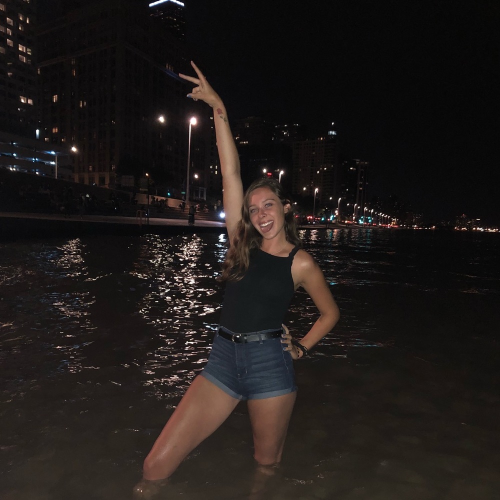 Meet your Posher, Julia